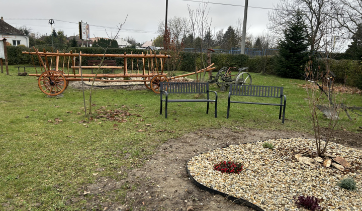 Osadenie drobných objektov v krajine